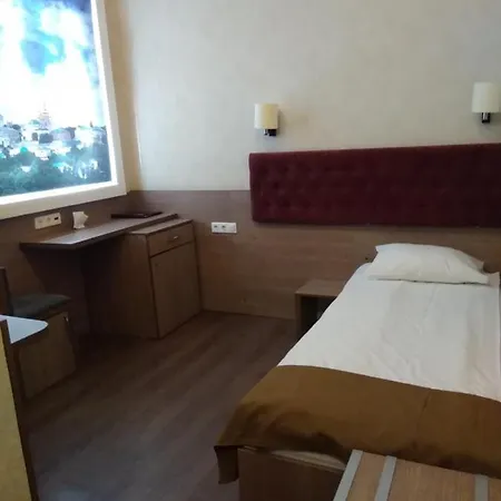 Classic 3* Kiev